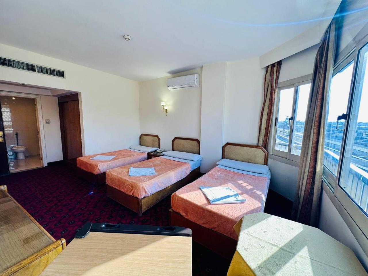 Queens Valley Hotel Luxor Kültér fotó
