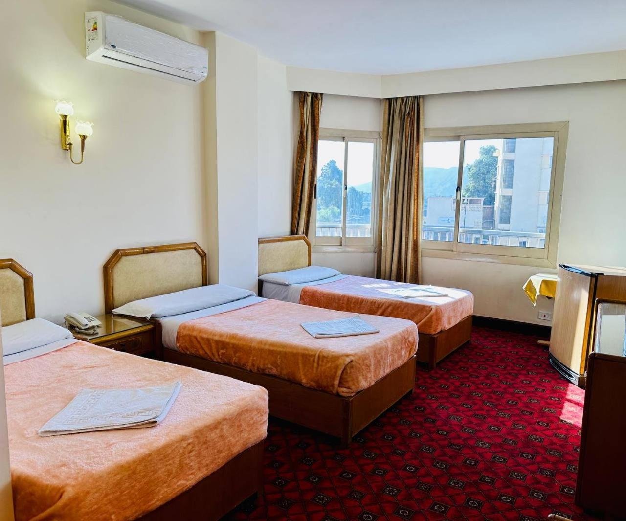 Queens Valley Hotel Luxor Kültér fotó