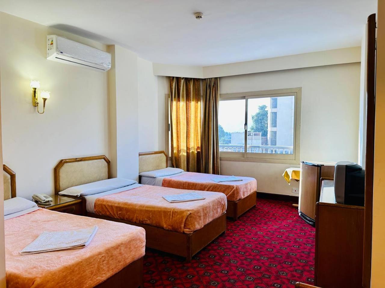 Queens Valley Hotel Luxor Kültér fotó
