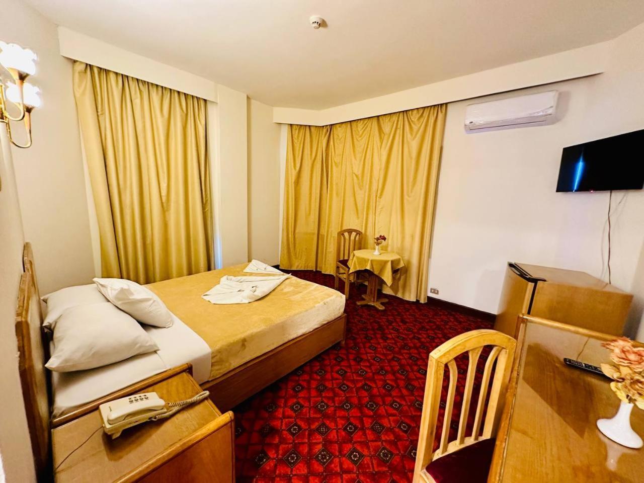 Queens Valley Hotel Luxor Kültér fotó