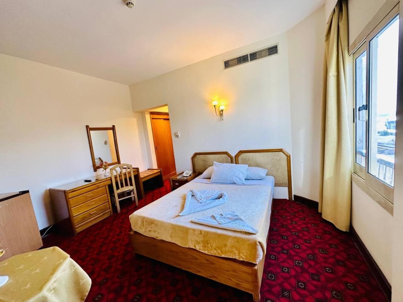 Queens Valley Hotel Luxor Kültér fotó