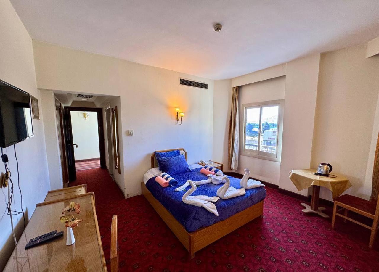 Queens Valley Hotel Luxor Kültér fotó