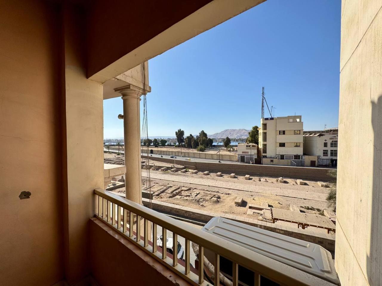 Queens Valley Hotel Luxor Kültér fotó